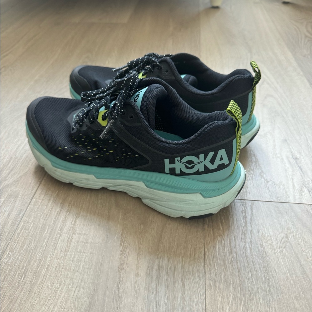 HOKA Challenger ATR 6